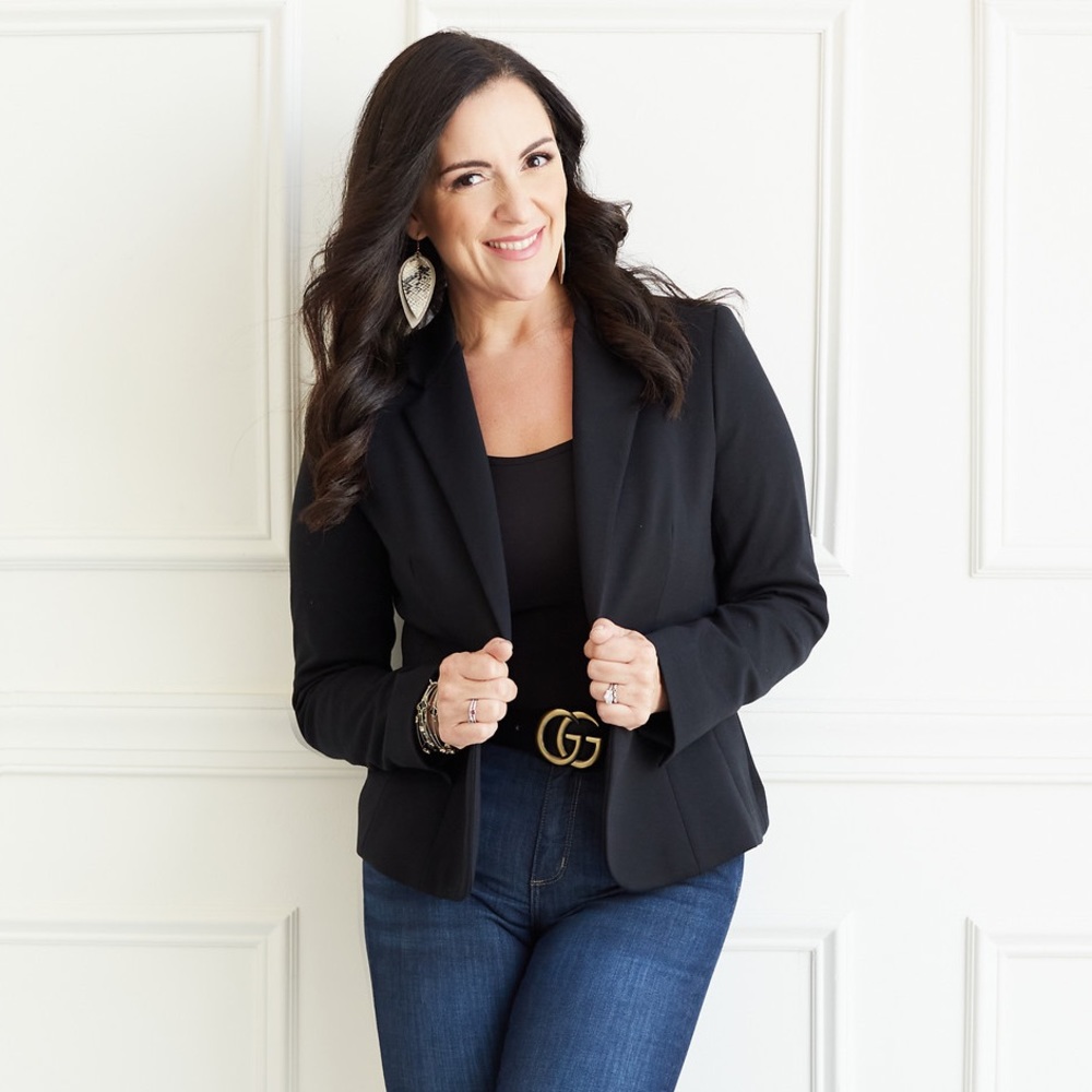 Meet your Posher, Nadia